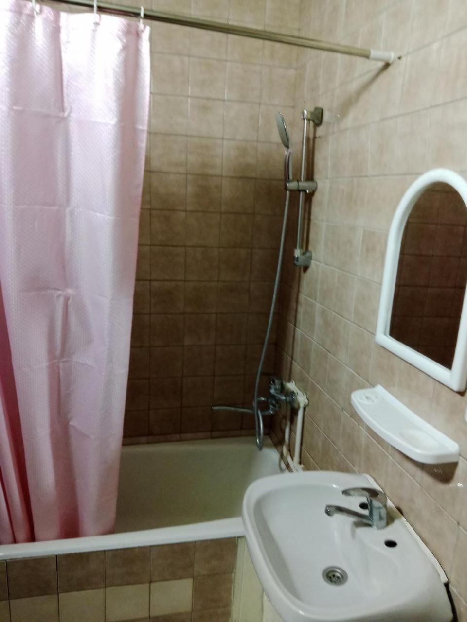 Markaz 6 Uy-122A Honadon-9 Tashkent Esterno foto